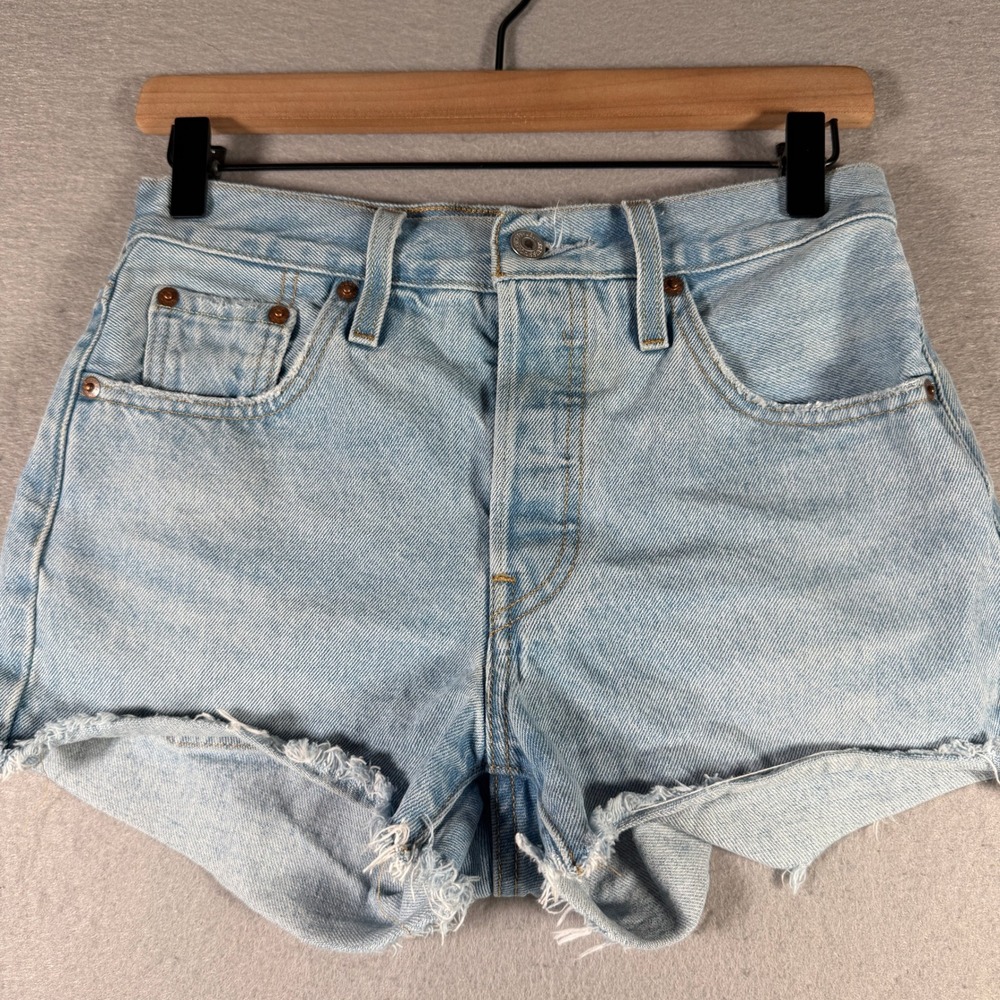 Levis 501 Original High Rise Light‎ Wash Denim Cut Off Shorts 56327-0113 W25